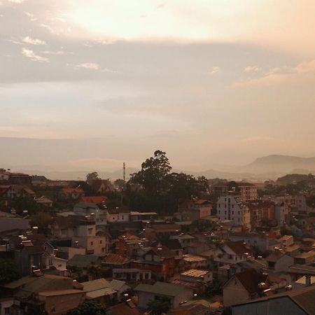 Cherry Suites Dalat Bagian luar foto